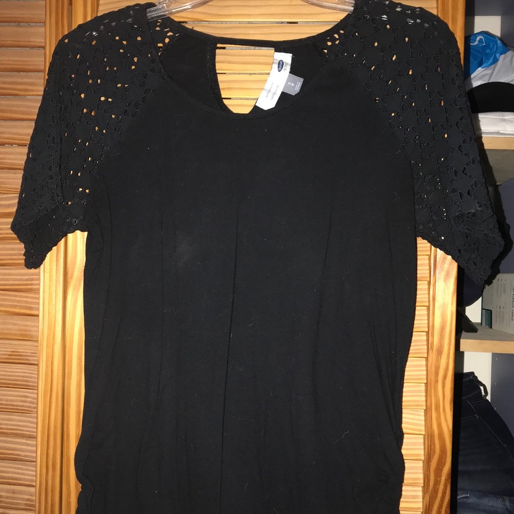 Old navy maternity top